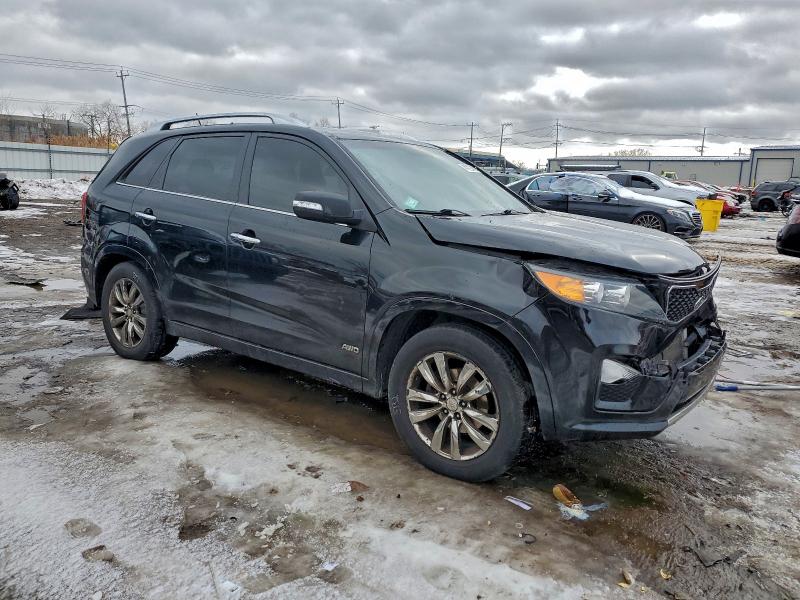 Photo 4 from auction – 2012 KIA SORENTO SX with VIN 5XYKWDA22CG286642