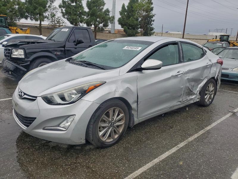 HYUNDAI ELANTRA SE 2016 with VIN 5NPDH4AE3GH660686 - Photo from auction