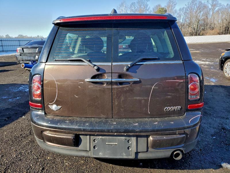 Photo 6 from auction – 2011 MINI COOPER CLU with VIN WMWZF3C54BT188728