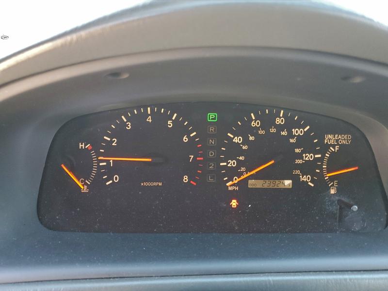 Photo 9 from auction – 1999 LEXUS ES 300 with VIN JT8BF28G4X5073775