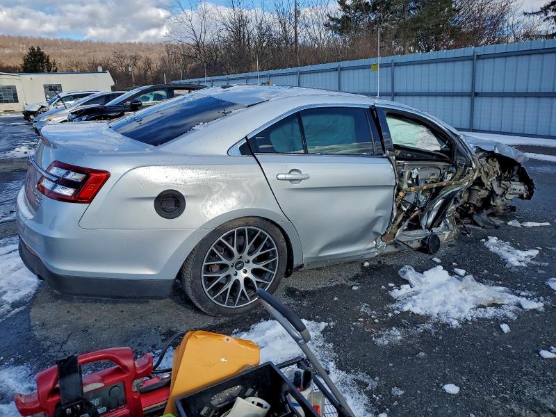 Photo 3 from auction – 2014 FORD TAURUS LIM with VIN 1FAHP2J84EG155959