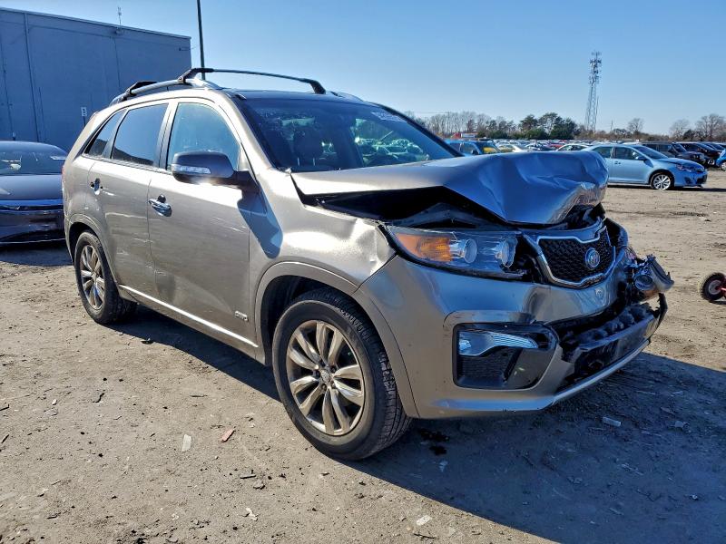 Photo 4 from auction – 2012 KIA SORENTO SX with VIN 5XYKWDA28CG229524