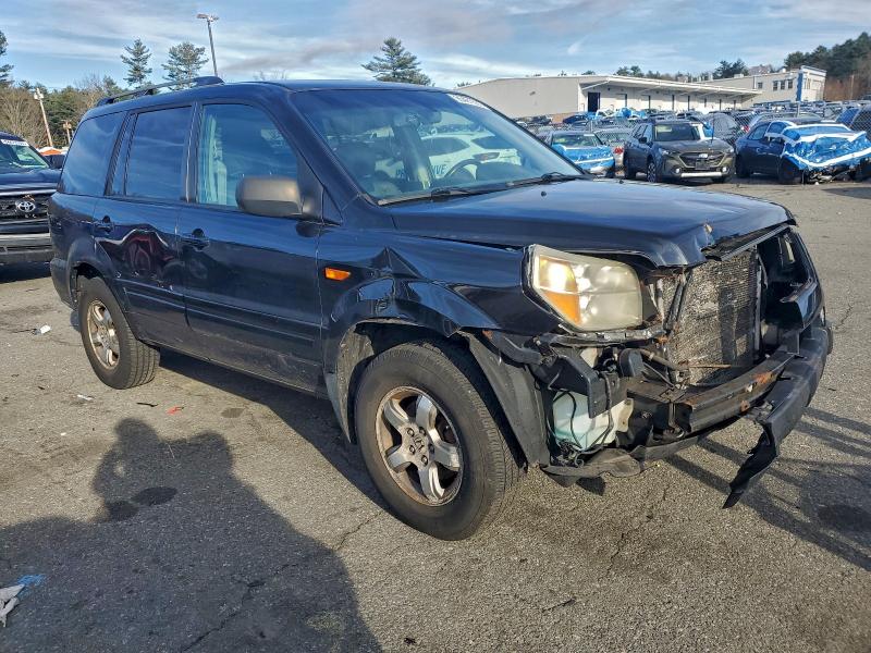 Photo 4 from auction – 2006 HONDA PILOT EX with VIN 2HKYF18566H554128