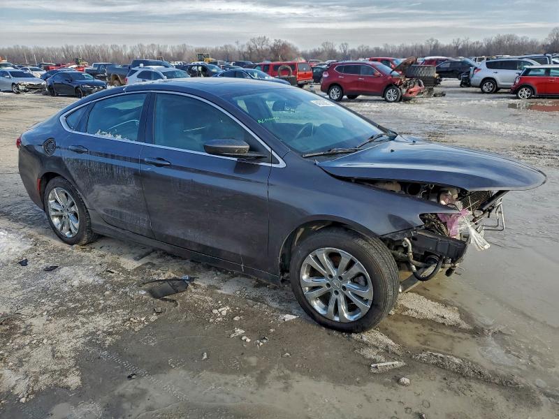 Photo 4 from auction – 2016 CHRYSLER 200 LIMITE with VIN 1C3CCCAB4GN145274