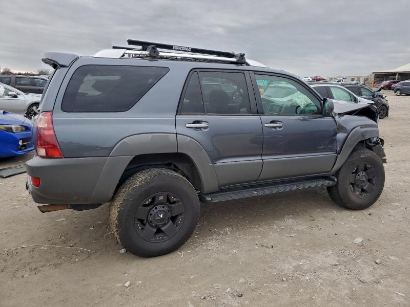 Photo 3 from auction – 2003 TOYOTA 4RUNNER SR with VIN JTEZU14R430011755