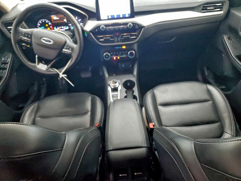 Photo 8 from auction – 2020 FORD ESCAPE SEL with VIN 1FMCU9H69LUA37345