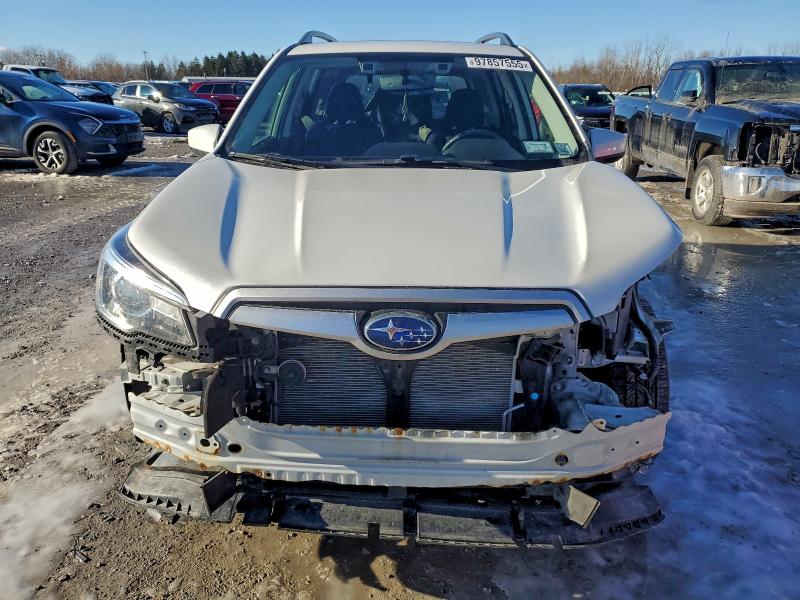 Photo 5 from auction – 2019 SUBARU FORESTER P with VIN JF2SKAGC5KH595054
