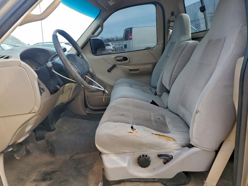 Photo 7 from auction – 2001 FORD F150 with VIN 1FTRF17W51KF03681