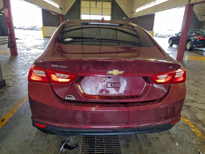 Photo 6 from auction – 2016 CHEVROLET MALIBU LT with VIN 1G1ZE5ST4GF282480