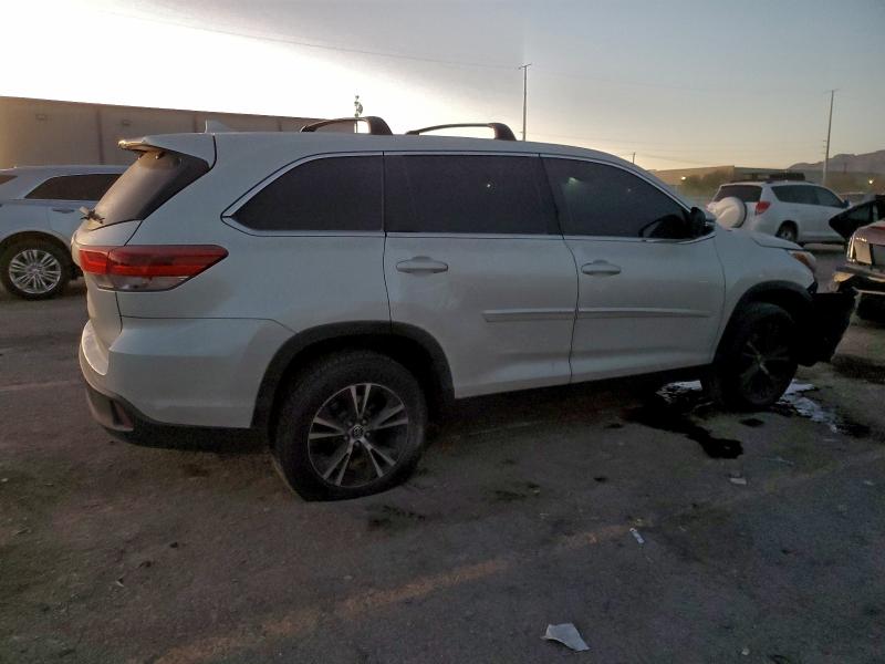 Photo 3 from auction – 2019 TOYOTA HIGHLANDER with VIN 5TDZZRFH9KS365274