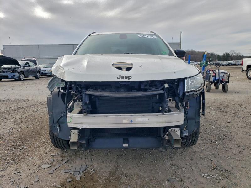 Photo 5 from auction – 2017 JEEP COMPASS SP with VIN 3C4NJDAB0HT642405