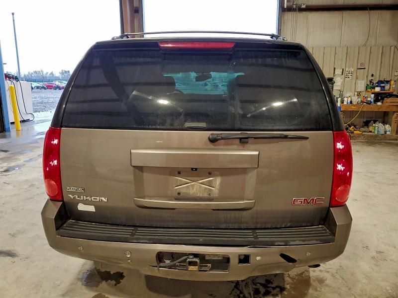 Photo 6 from auction – 2011 GMC YUKON SLT with VIN 1GKS2CE02BR239808