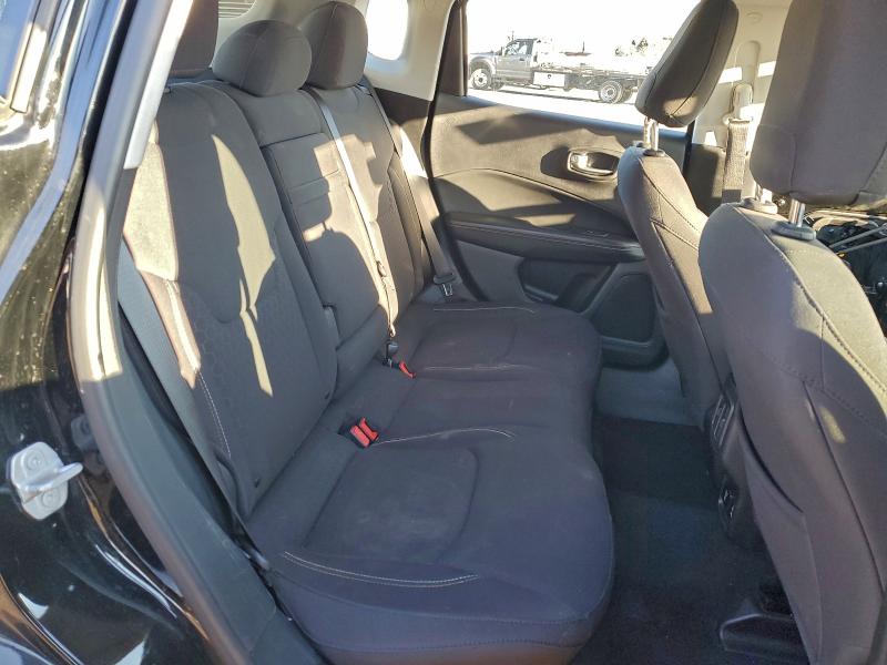Photo 11 from auction – 2018 JEEP COMPASS SP with VIN 3C4NJDAB9JT423531