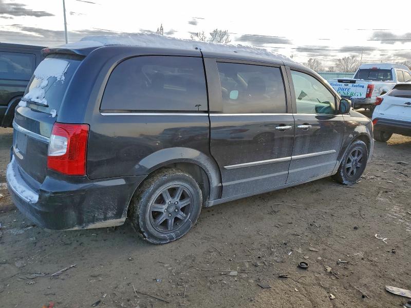 Zdjęcie 3 z aukcji – 2011 CHRYSLER TOWN & COU z VIN 2A4RR5DG9BR690139