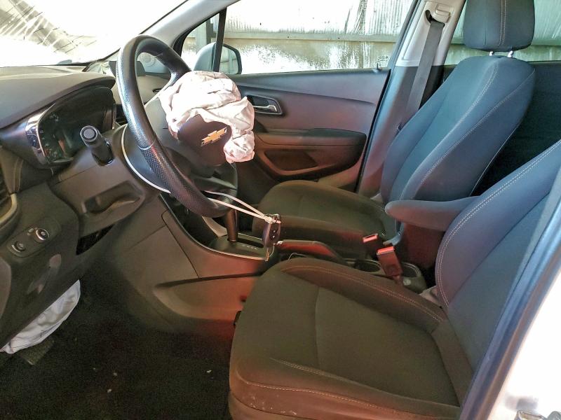 Photo 7 from auction – 2019 CHEVROLET TRAX LS with VIN 3GNCJKSBXKL131471