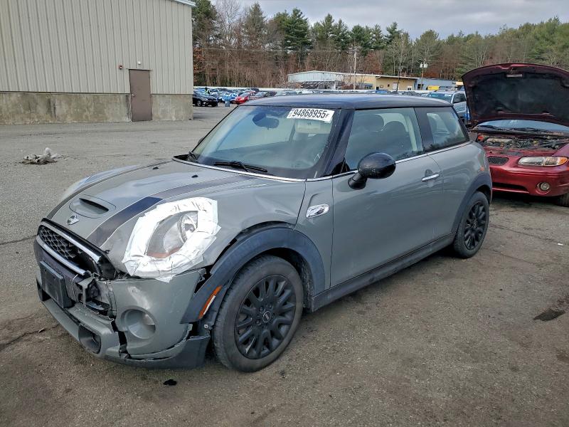 MINI COOPER S 2017 with VIN WMWXP7C54H2C61271 - Photo from auction