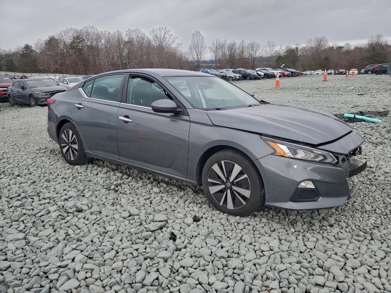 Photo 4 from auction – 2022 NISSAN ALTIMA SV with VIN 1N4BL4DV5NN357025