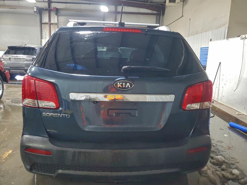 Photo 6 from auction – 2011 KIA SORENTO BA with VIN 5XYKT4A10BG127536