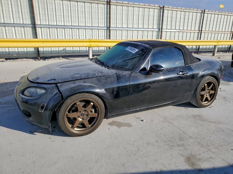 MAZDA MX-5 MIATA 2006 with VIN JM1NC25F760110686 - Photo from auction