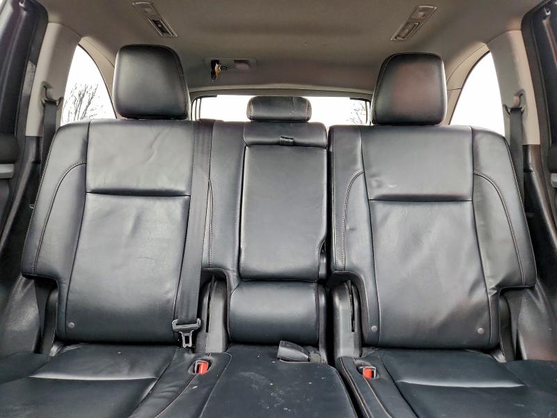 Photo 10 from auction – 2016 TOYOTA HIGHLANDER with VIN 5TDJKRFHXGS309143