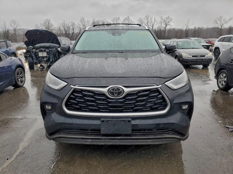 Photo 5 from auction – 2021 TOYOTA HIGHLANDER with VIN 5TDGZRBH9MS543815