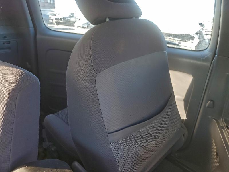 Фото 12 с аукциона – 2002 TOYOTA RAV4 с VIN JTEHH20V120143024