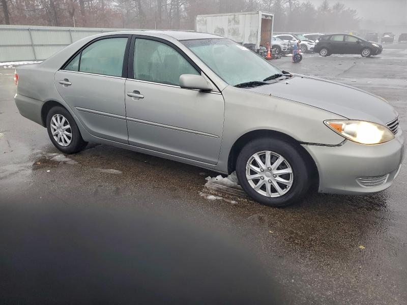 Photo 4 from auction – 2005 TOYOTA CAMRY LE with VIN 4T1BE32K15U592840