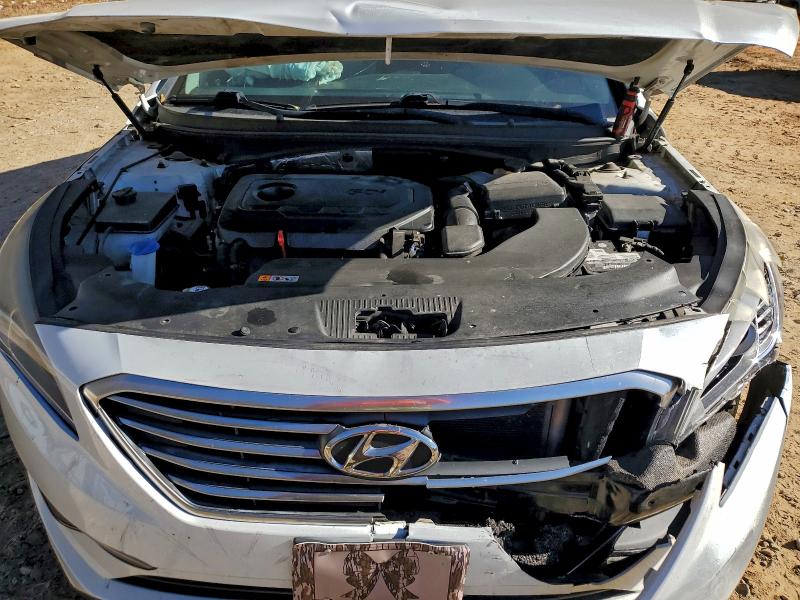 Photo 11 from auction – 2016 HYUNDAI SONATA SE with VIN 5NPE24AF9GH371424