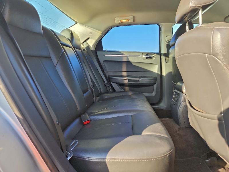 Photo 10 from auction – 2010 CHRYSLER 300 TOURIN with VIN 2C3CA5CV6AH206195