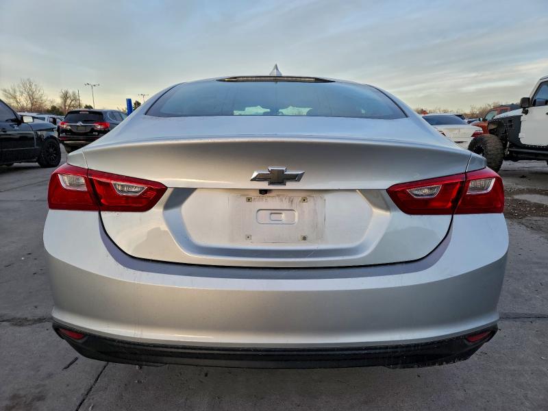 Photo 6 from auction – 2018 CHEVROLET MALIBU LT with VIN 1G1ZD5ST4JF270291