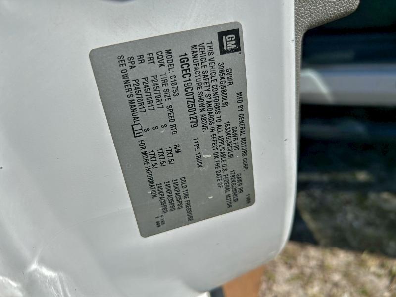 Photo 10 from auction – 2007 CHEVROLET SILVERADO with VIN 1GCEC19C07Z501279