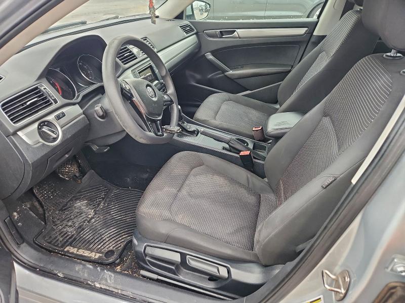 Photo 7 from auction – 2016 VOLKSWAGEN PASSAT S with VIN 1VWAS7A34GC007619