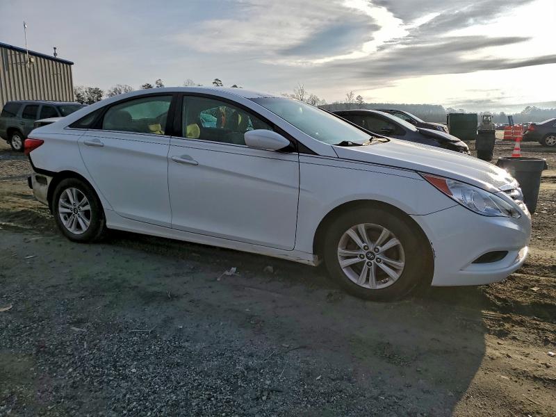 Photo 4 from auction – 2012 HYUNDAI SONATA GLS with VIN 5NPEB4AC3CH379955