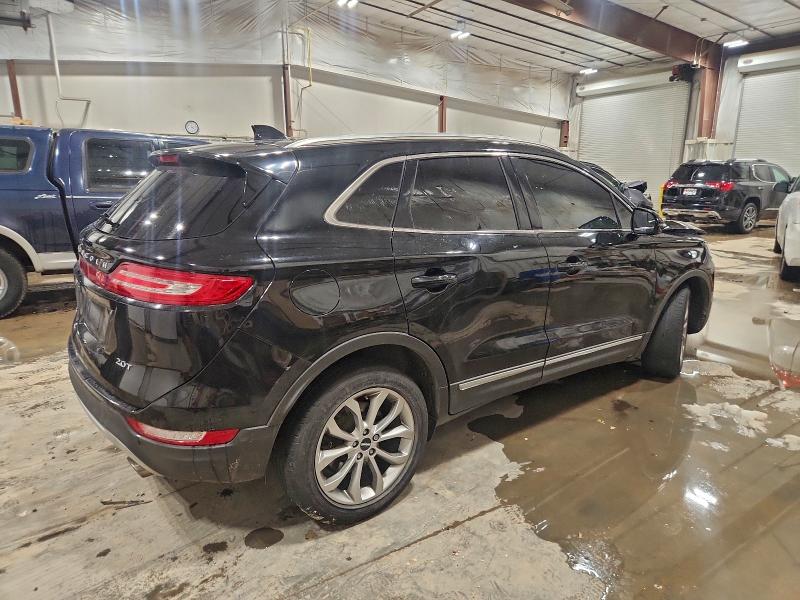 Photo 3 from auction – 2017 LINCOLN MKC SELECT with VIN 5LMCJ2C99HUL20950