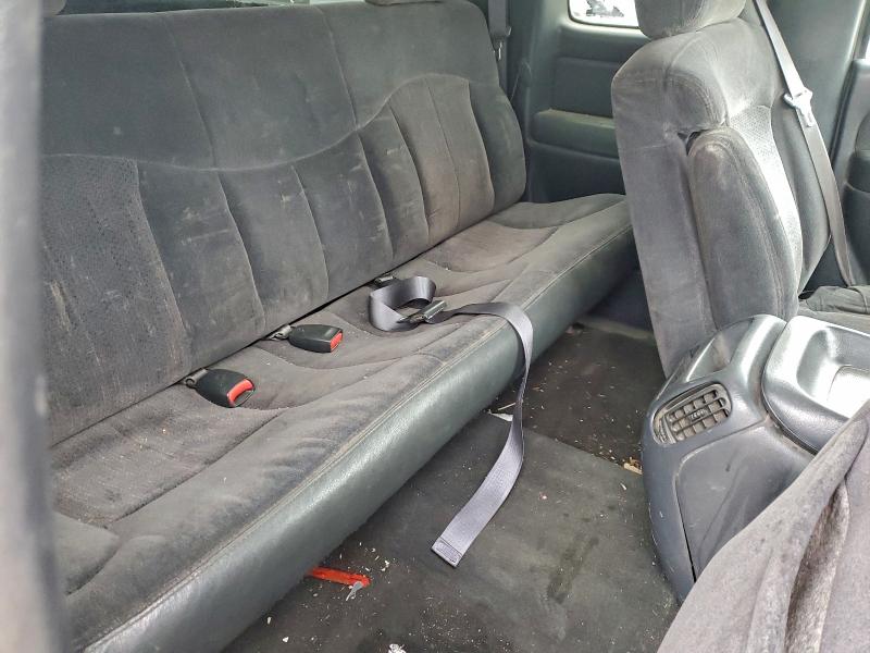 Photo 10 from auction – 2000 CHEVROLET SILVERADO with VIN 1GCEK19T0YE116641