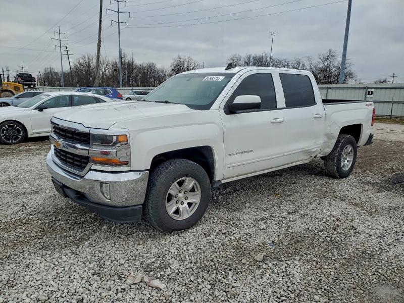 CHEVROLET SILVERADO 2017 with VIN 3GCUKREC3HG344965 - Photo from auction