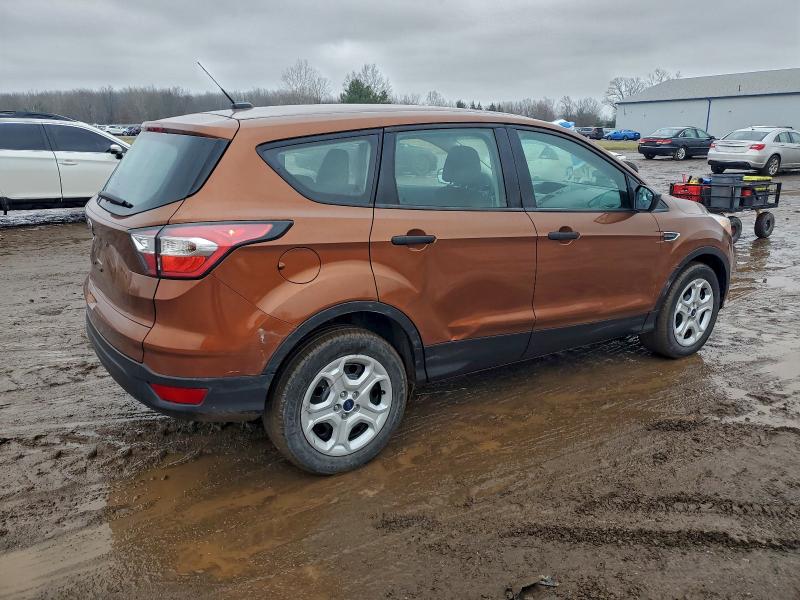 Photo 3 from auction – 2017 FORD ESCAPE S with VIN 1FMCU0F7XHUA11819