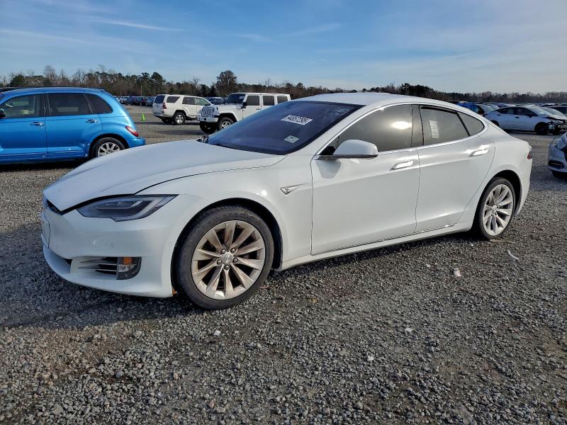 TESLA MODEL S 2016 with VIN 5YJSA1E18GF155114 - Photo from auction