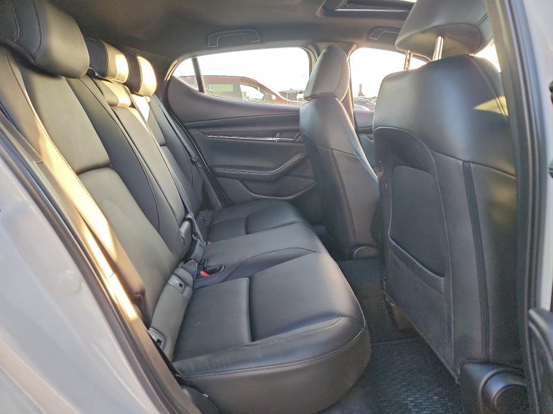 Photo 10 from auction – 2023 MAZDA 3 with VIN JM1BPBJY4P1621962
