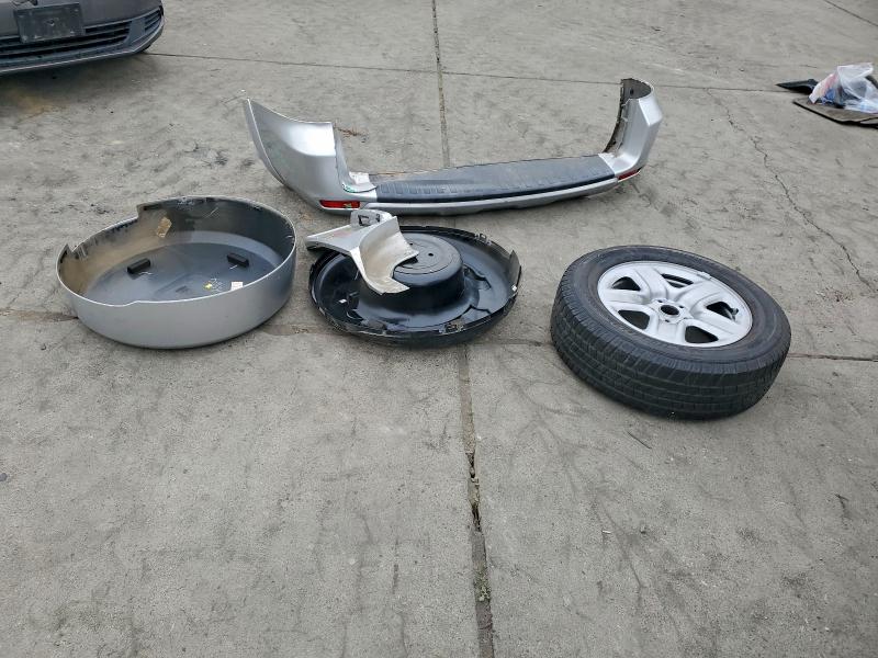 Photo 13 from auction – 2010 TOYOTA RAV4 LIMIT with VIN 2T3YF4DV7AW044136