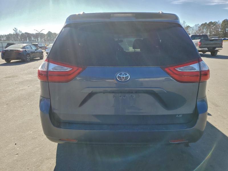 Photo 6 from auction – 2015 TOYOTA SIENNA LE with VIN 5TDKK3DC4FS618839