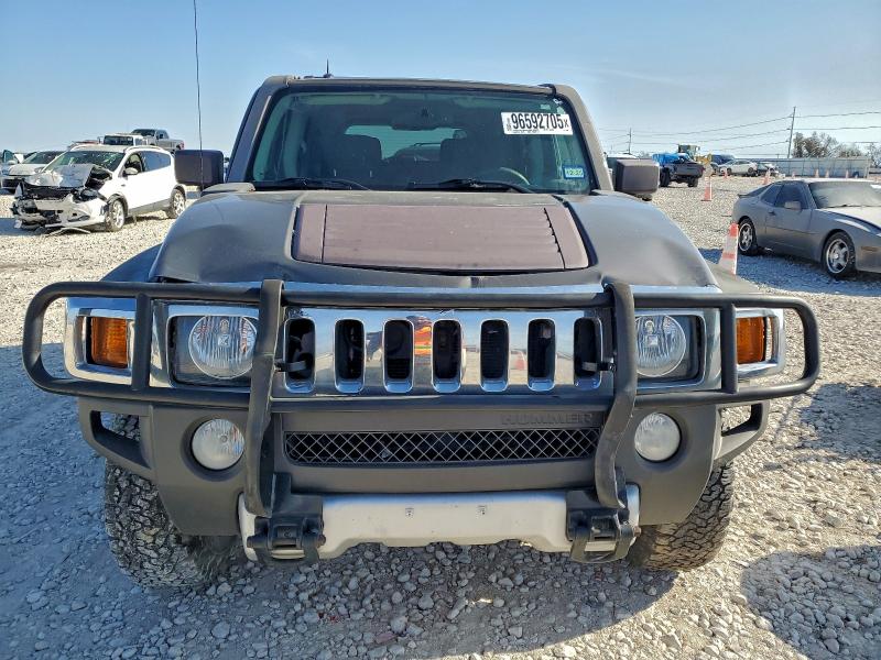 Photo 5 from auction – 2008 HUMMER H3 with VIN 5GTEN13E588191232