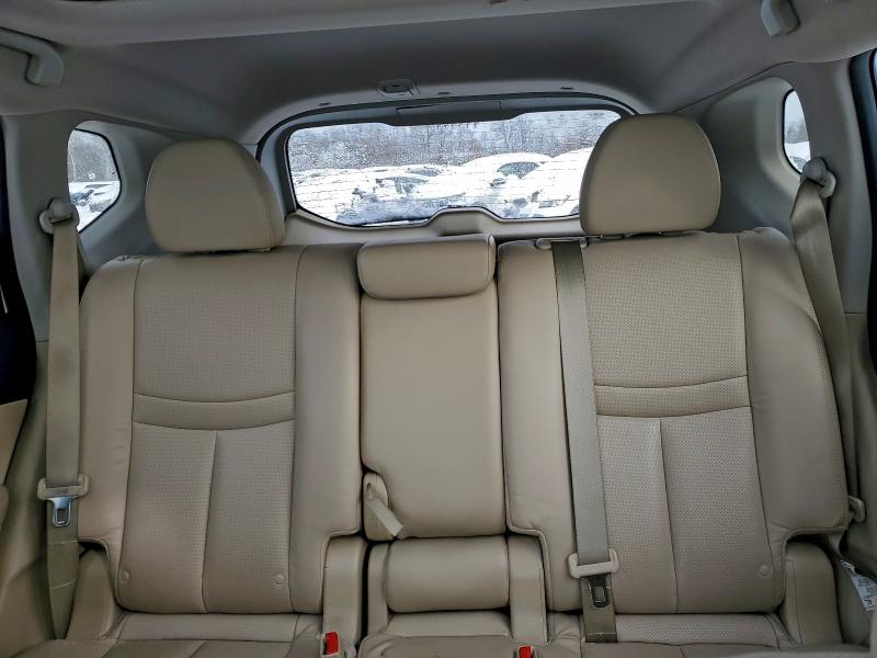 Photo 10 from auction – 2015 NISSAN ROGUE S with VIN 5N1AT2MT1FC811031