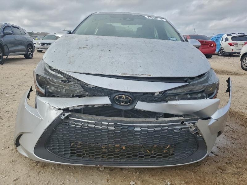 Photo 5 from auction – 2020 TOYOTA COROLLA LE with VIN JTDEPRAE4LJ097430