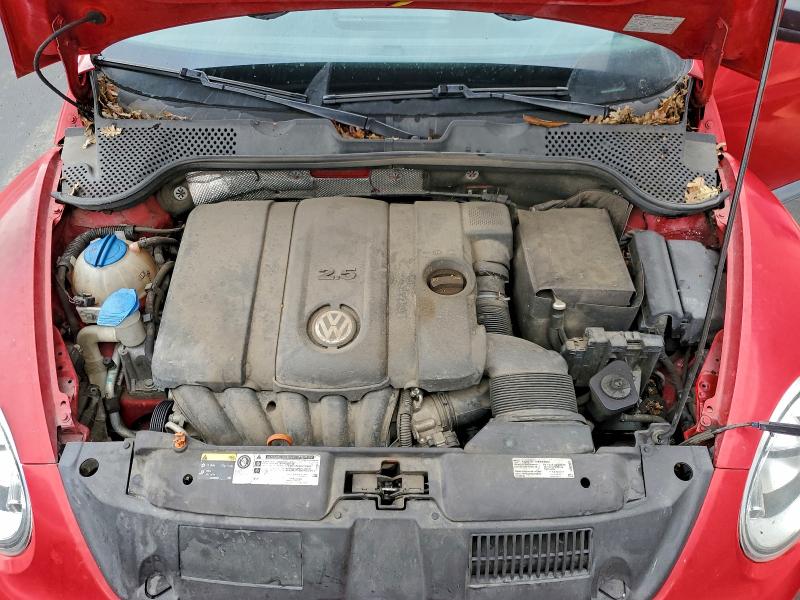 Photo 11 from auction – 2013 VOLKSWAGEN BEETLE with VIN 3VWFP7AT6DM663242