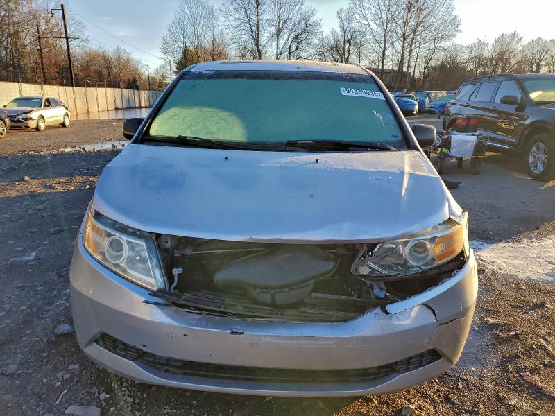 Photo 5 from auction – 2011 HONDA ODYSSEY EX with VIN 5FNRL5H62BB012773