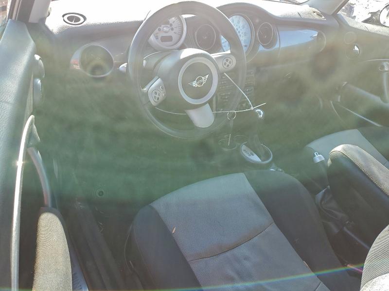 Photo 8 from auction – 2006 MINI COOPER with VIN WMWRC33536TK17571