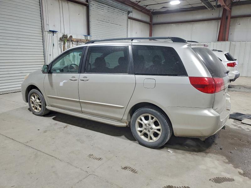 Photo 2 from auction – 2004 TOYOTA SIENNA XLE with VIN 5TDZA22C44S035201