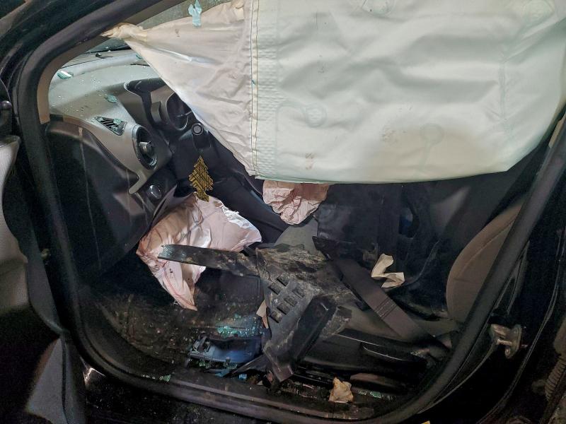 Photo 7 from auction – 2012 CHEVROLET SONIC LS with VIN 1G1JA5SH6C4198140