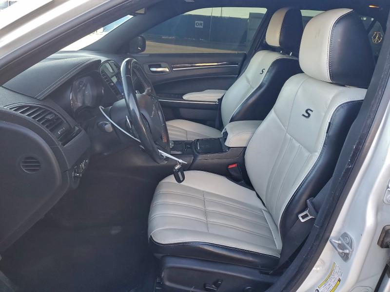 Photo 7 from auction – 2017 CHRYSLER 300 S with VIN 2C3CCABG6HH653416